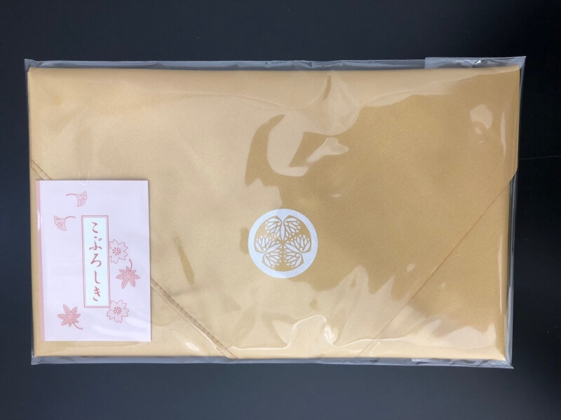 金のこぶろしき | 西伊豆 土肥金山 | 家族で楽しめる金のテーマ
